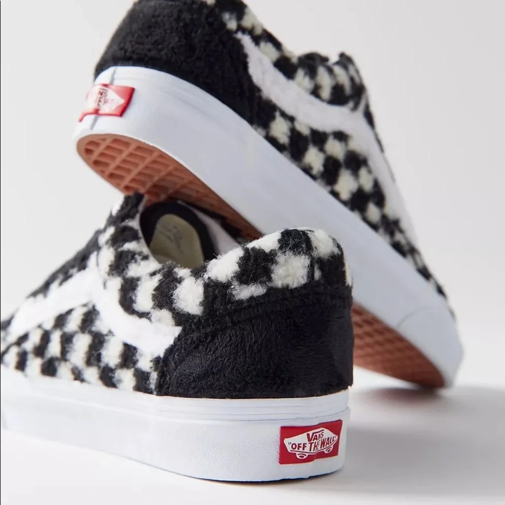 Vans Sherpa Teddy Checkerboard Old Skool Sneakers - Picture 4 of 4